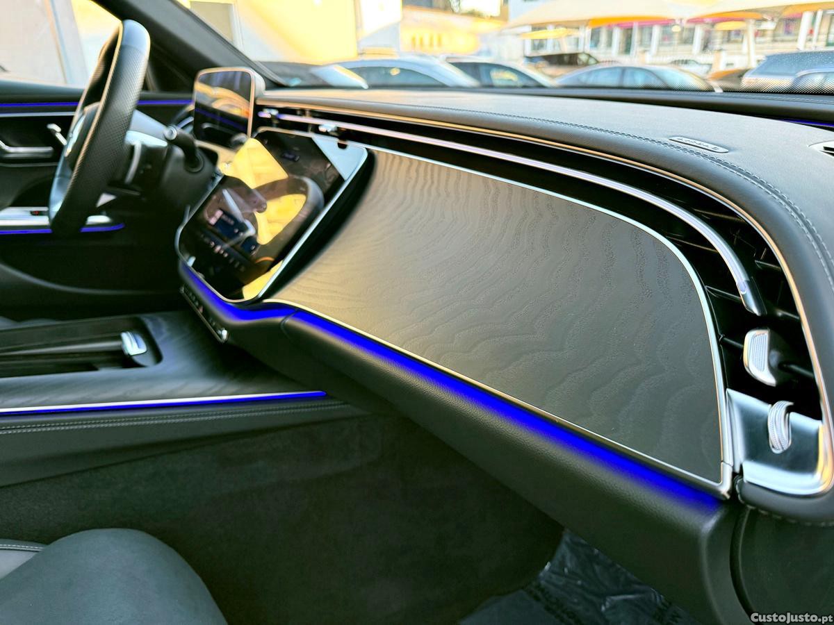 Mercedes-Benz E 300 AMG Package Plug-In Hybrid — fotografia 32