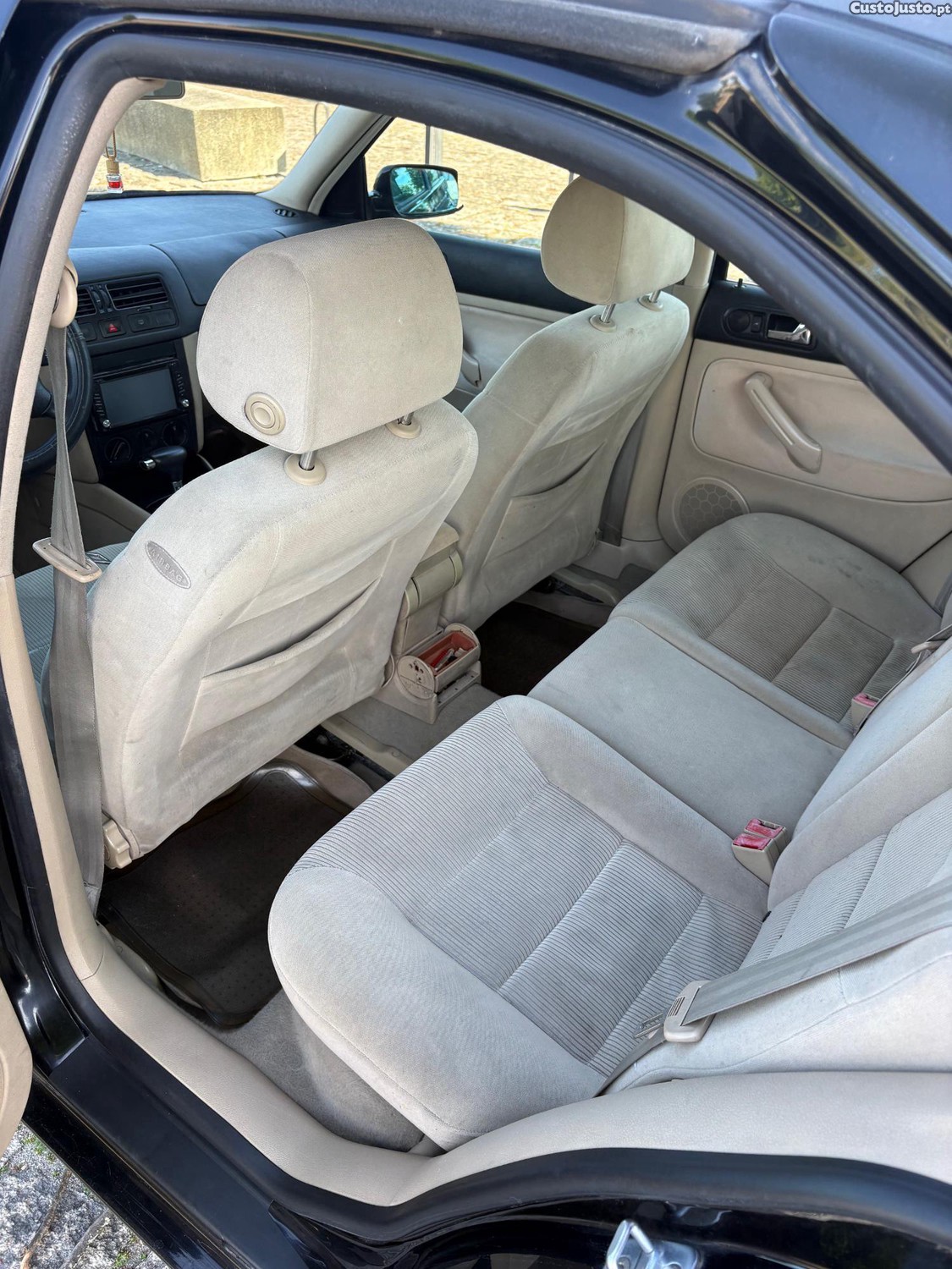 Volkswagen Jetta Automático 1.9 Tdi 90cv — fotografia 11