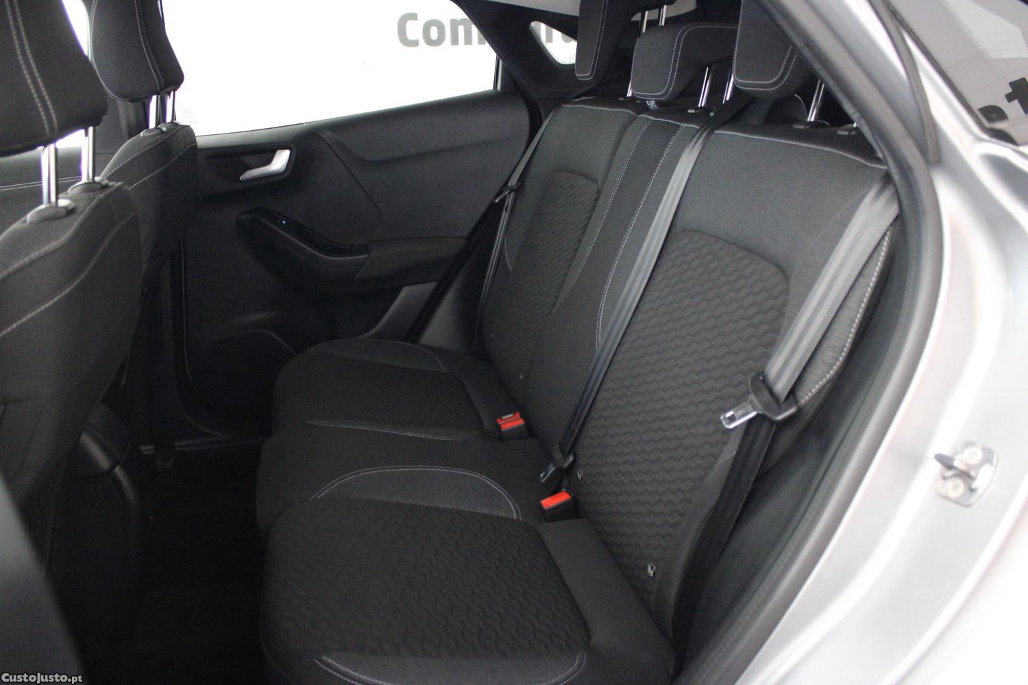 Ford Puma 1.0 ECOBOOST TITANIUM DESIGN — fotografia 8