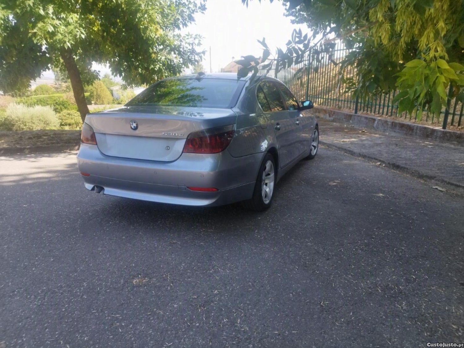 BMW 530 560L (5 SERIES) — fotografia 9