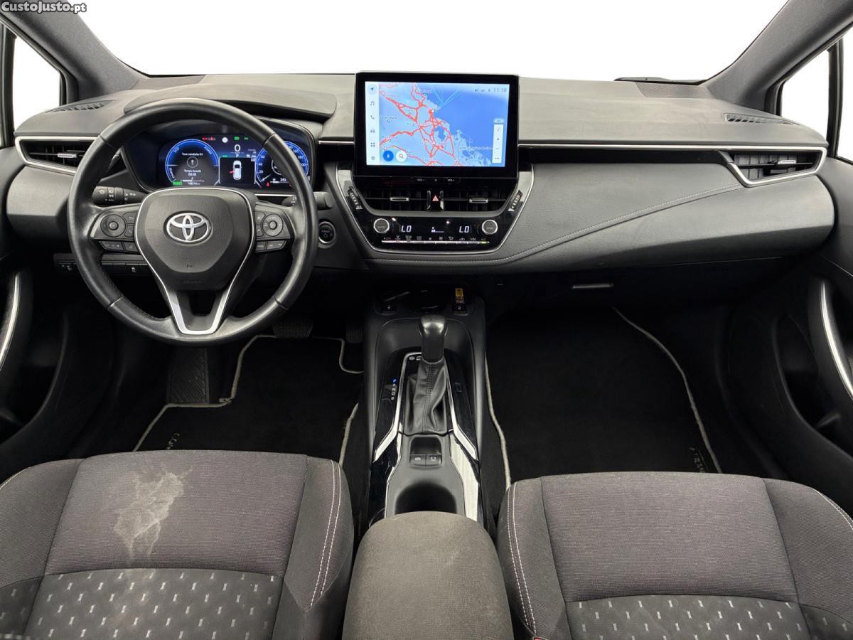 Toyota Auris 1.8 Hybrid Dynamic Business + Beyond Zero Academy — fotografia 6