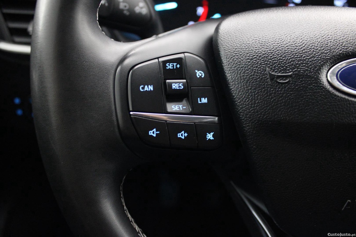 Ford Puma 1.0 ECOBOOST TITANIUM DESIGN — fotografia 25