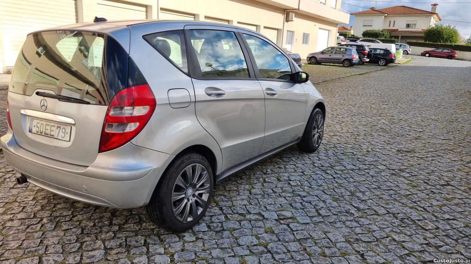 Mercedes-Benz A 150 Elegance muito novo — fotografia 13