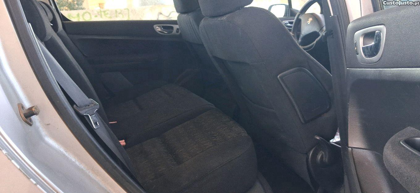 Peugeot 307 1.4 Hdi — fotografia 5