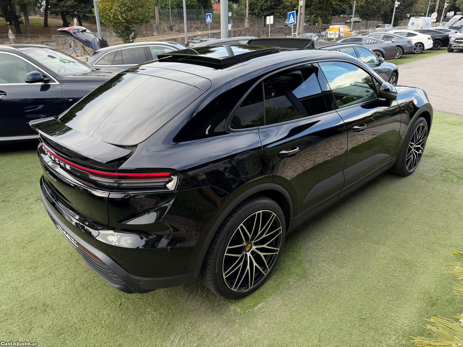 Porsche Macan Electric 4 — fotografia 20