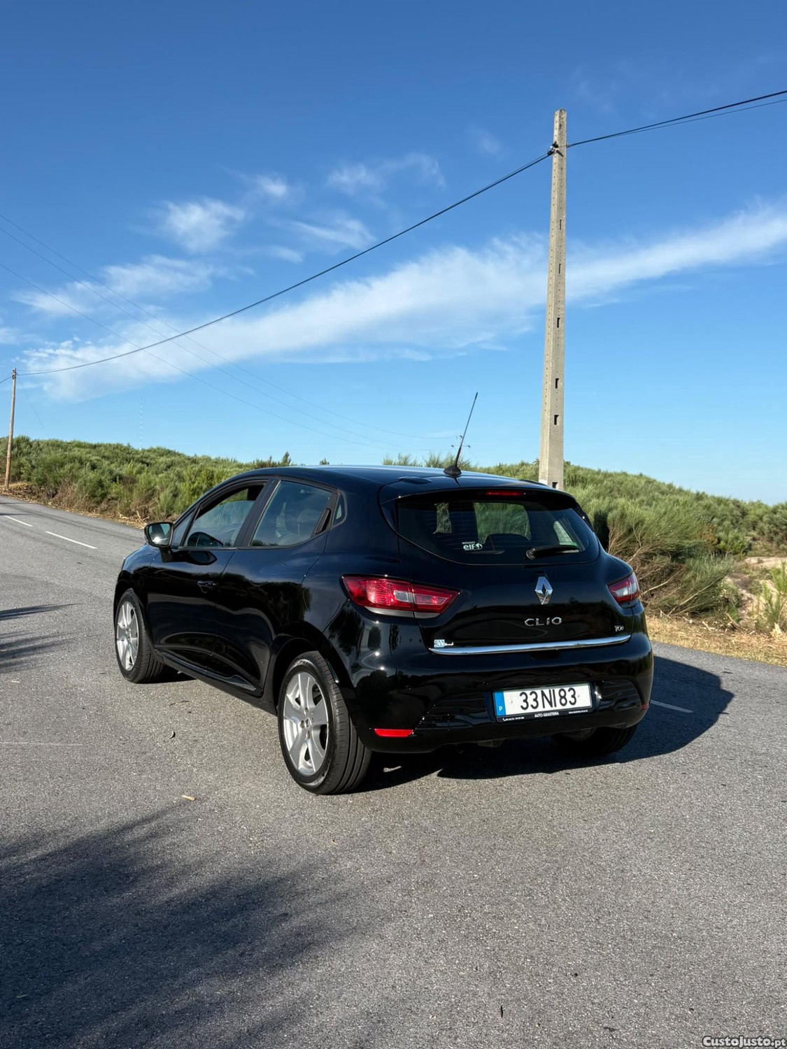 Renault Clio 0.9 TCE - 88.000km — fotografia 9