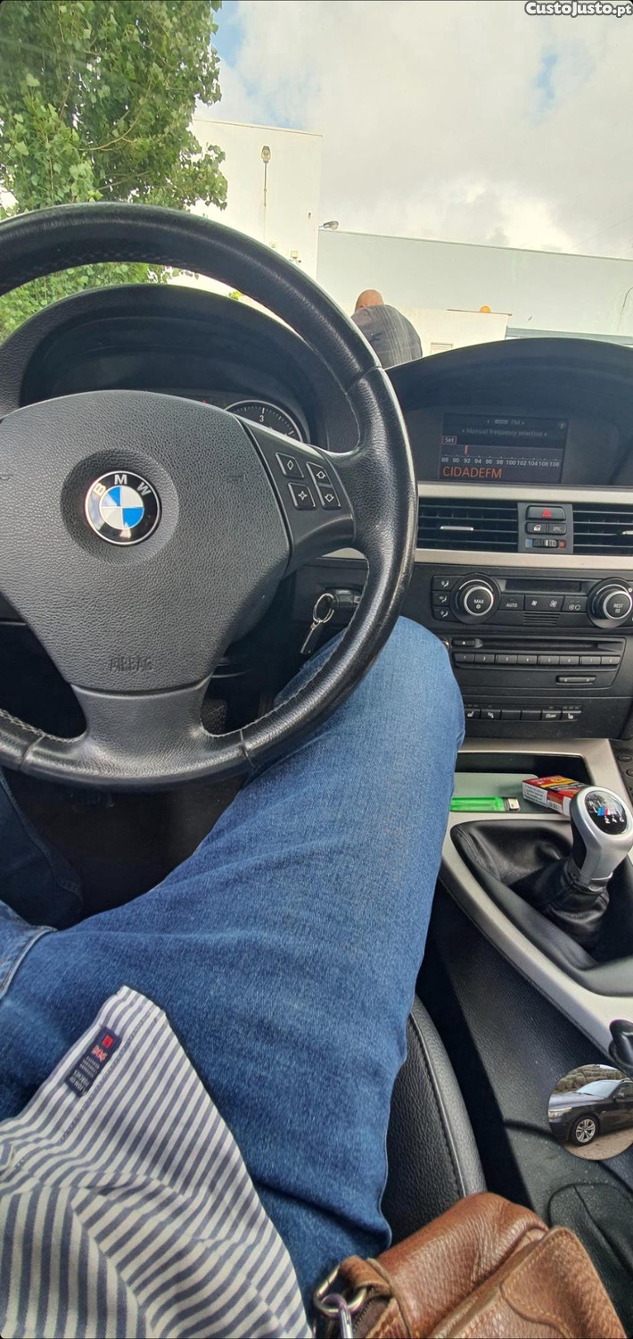 BMW 318 2000 — fotografia 5