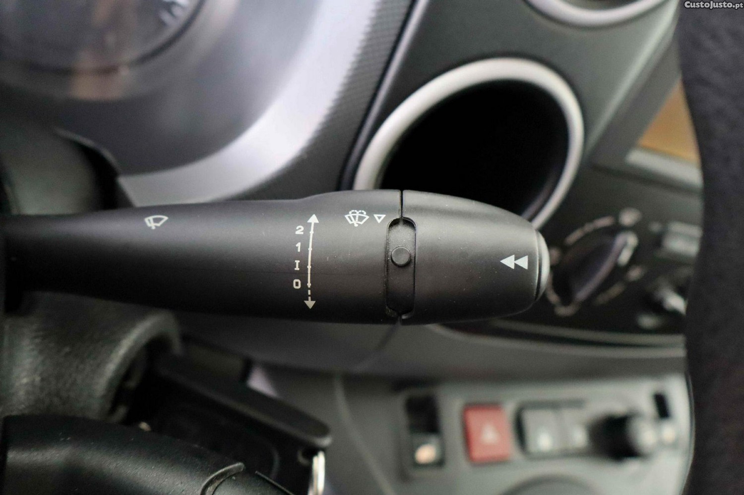 Peugeot Partner 1.6 BlueHDi Confort — fotografia 11