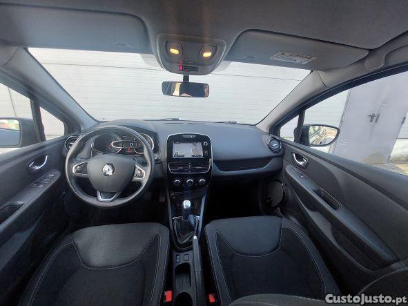 Renault Clio 1.5 dci — fotografia 6