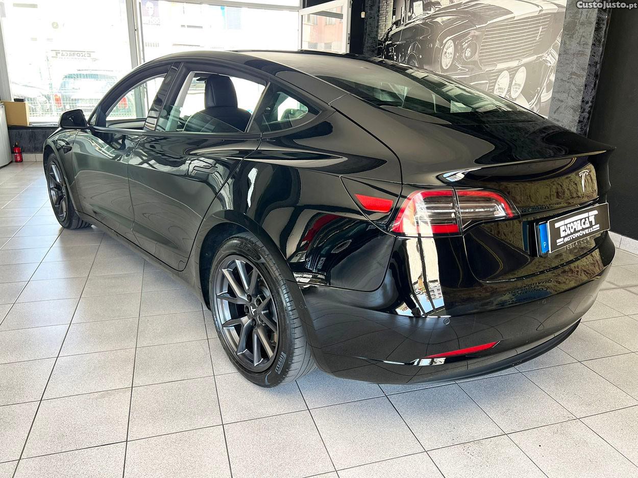 Tesla Model 3 Long Range Tração Integral — fotografia 15