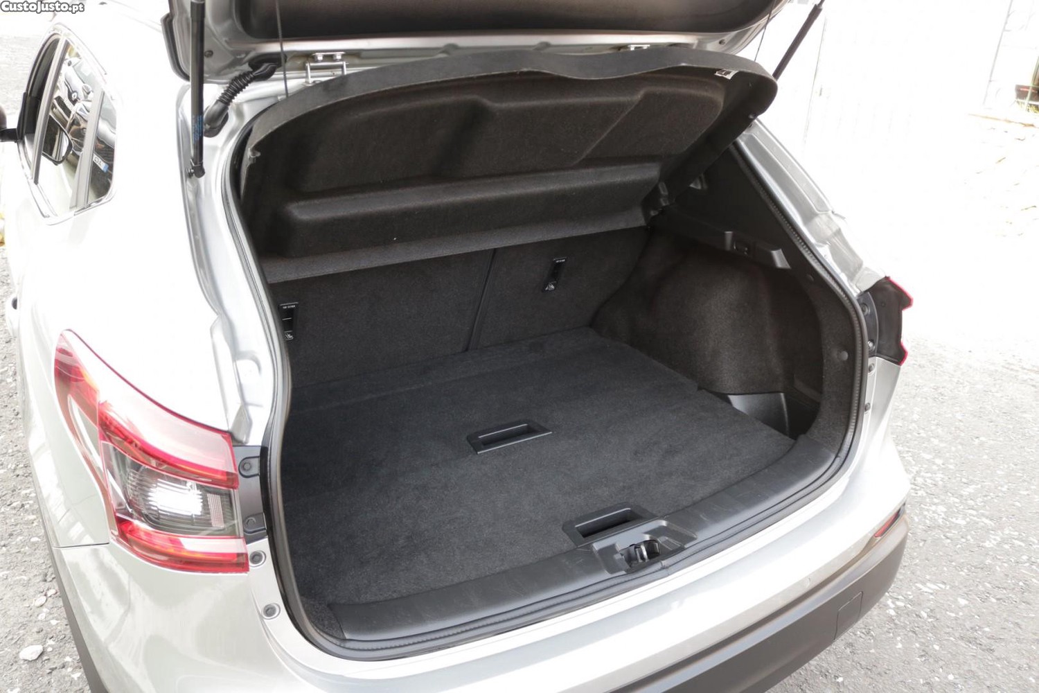 Nissan Qashqai 1.5 DCI N-Connecta 115cv — fotografia 45