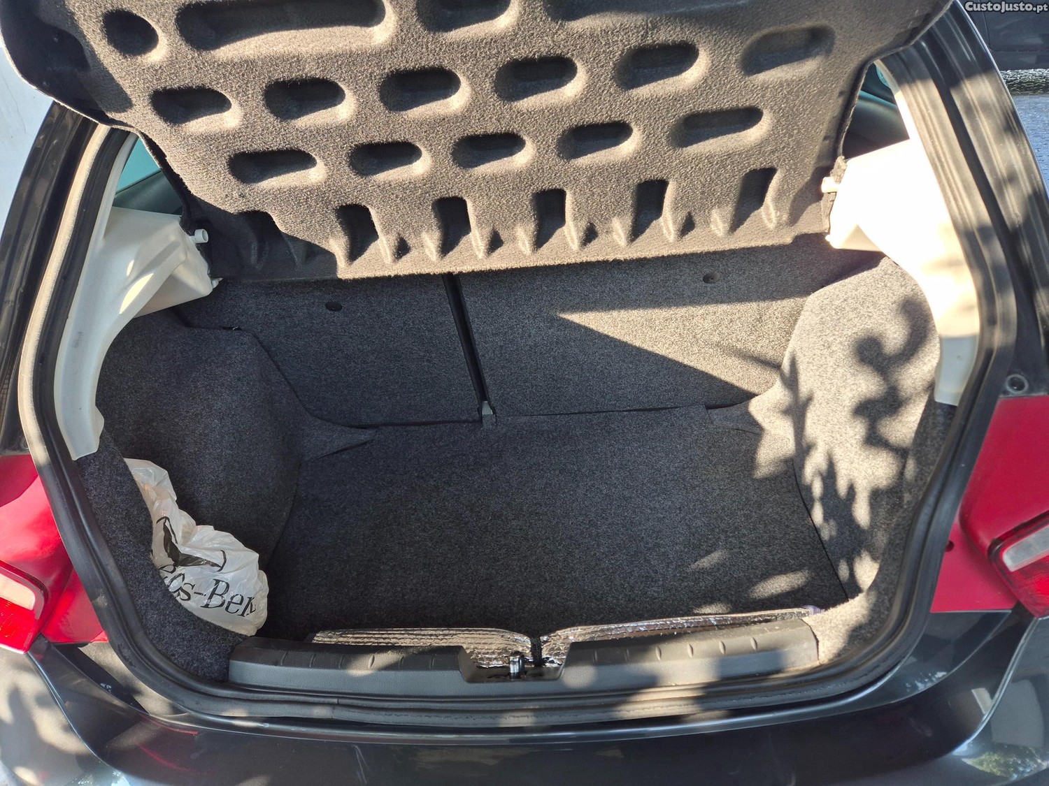SEAT Ibiza 1.6 sport — fotografia 3