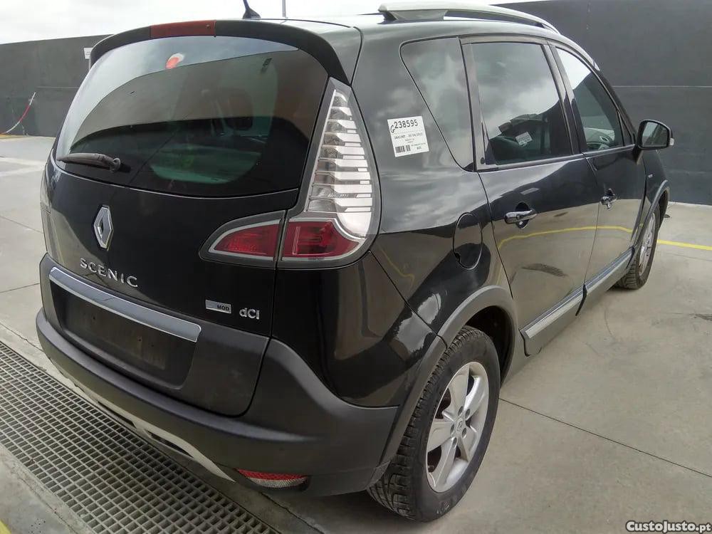 Renault Scénic 1.6 dCi (JZ00, JZ12) (96 kW / 130 cv) [04.2011 - 09.2016] — photo 5