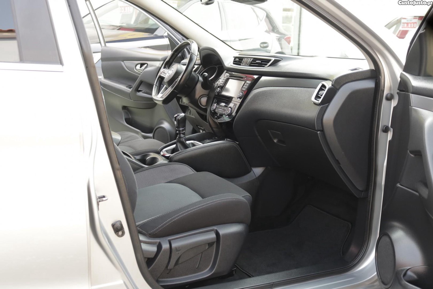 Nissan Qashqai 1.5 DCI N-Connecta 115cv — fotografia 40