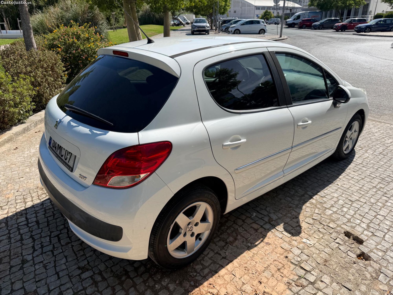 Peugeot 207 1.4 VTI Active — fotografia 13