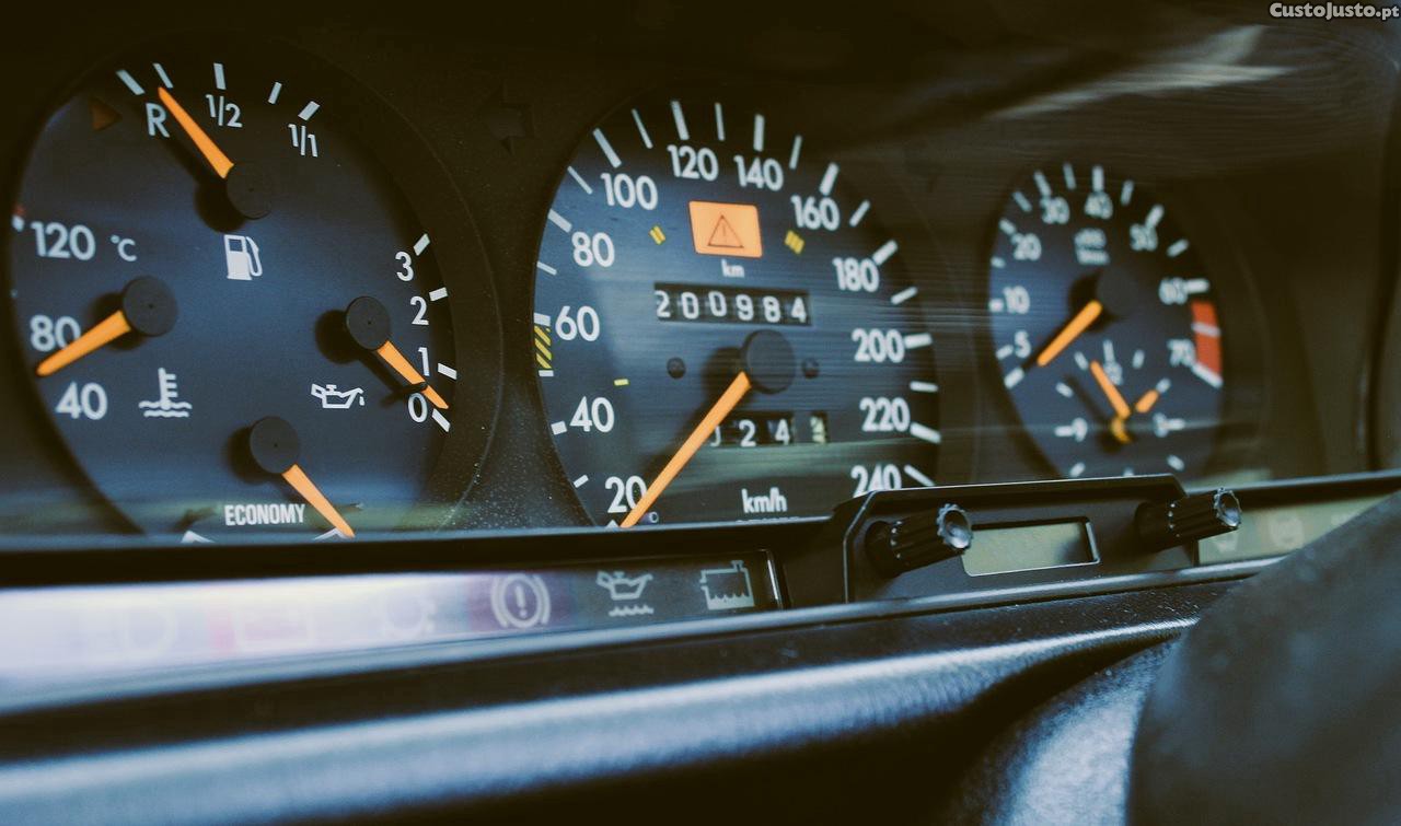Mercedes-Benz 190 E 2.6 — fotografia 7