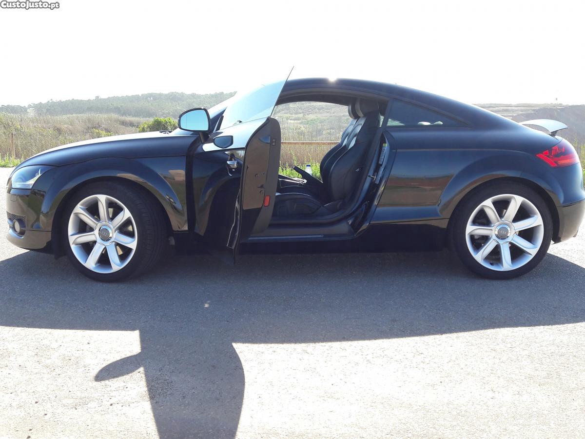 Audi TT 2.0 TDi Quattro - 09 foto 4