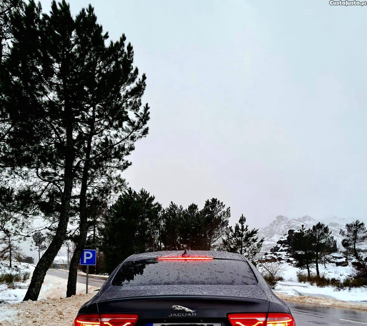 Jaguar XE r sport — photo 2