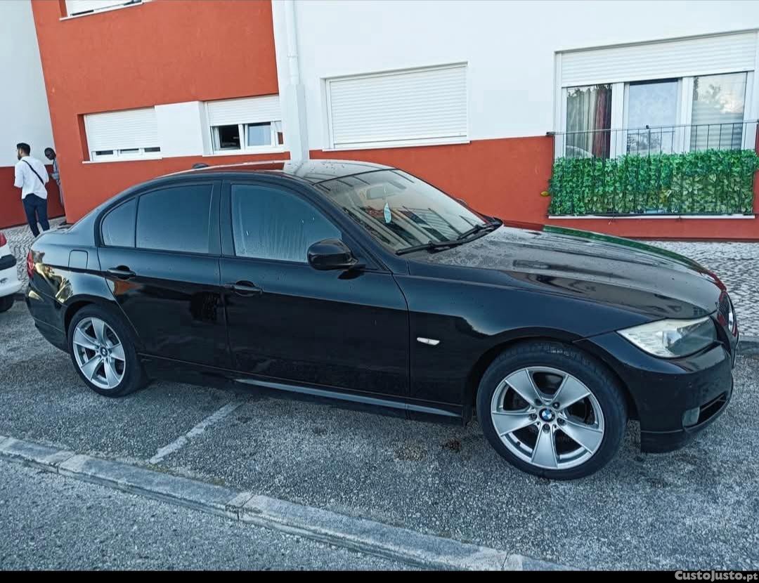 BMW 318 2000 — fotografia 4