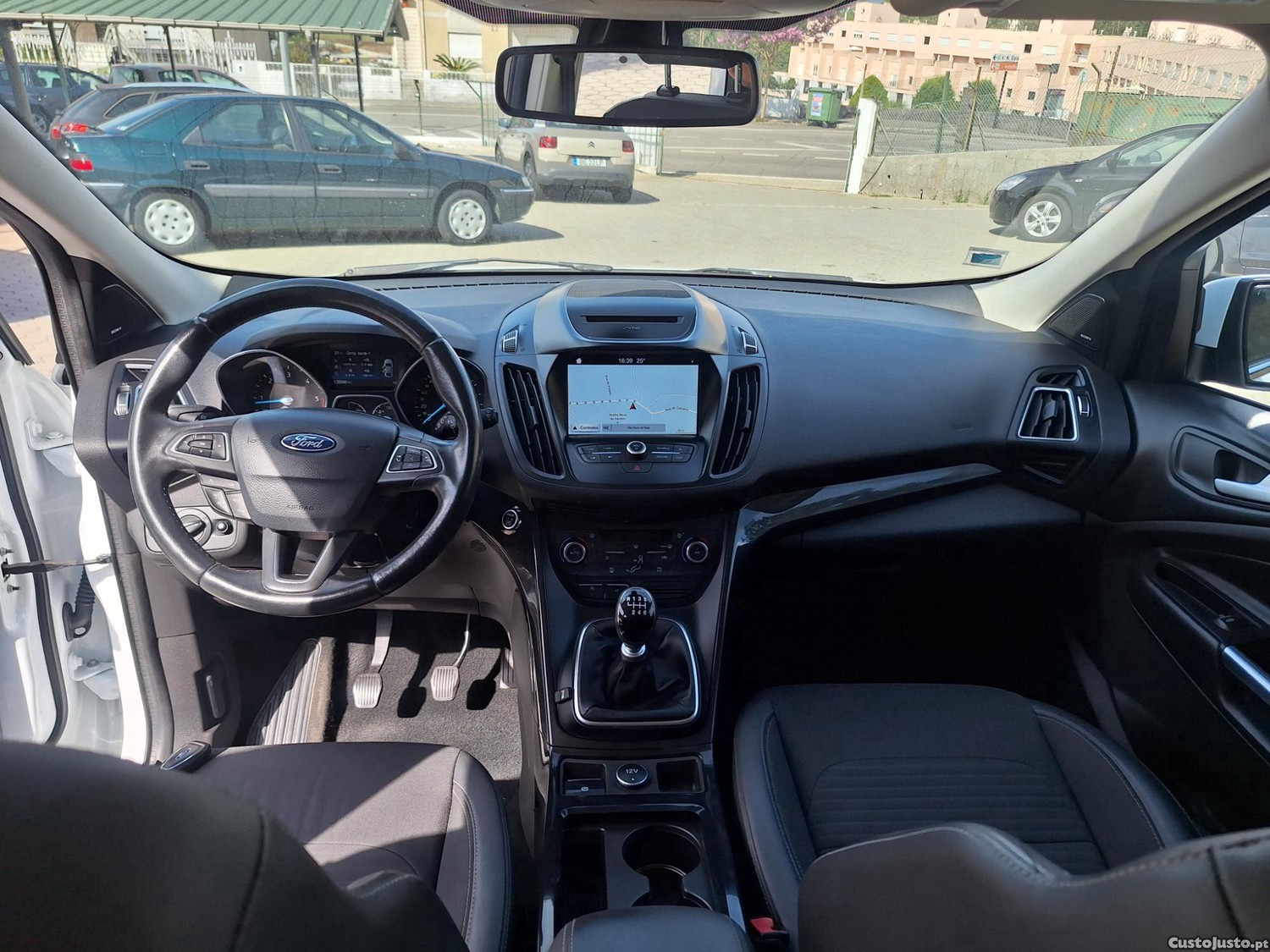 Ford Kuga 1.5 diesel 120cv — fotografia 9