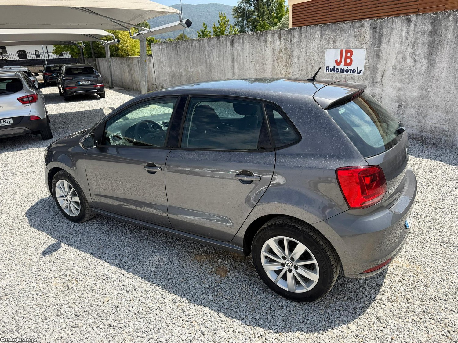 Volkswagen Polo 1.0 Confortline — fotografia 10