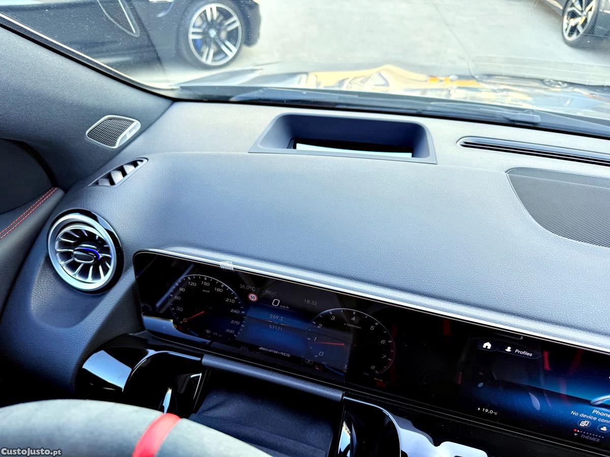 Mercedes-Benz GLA 45 AMG S Turbo 4-Matic — fotografia 45