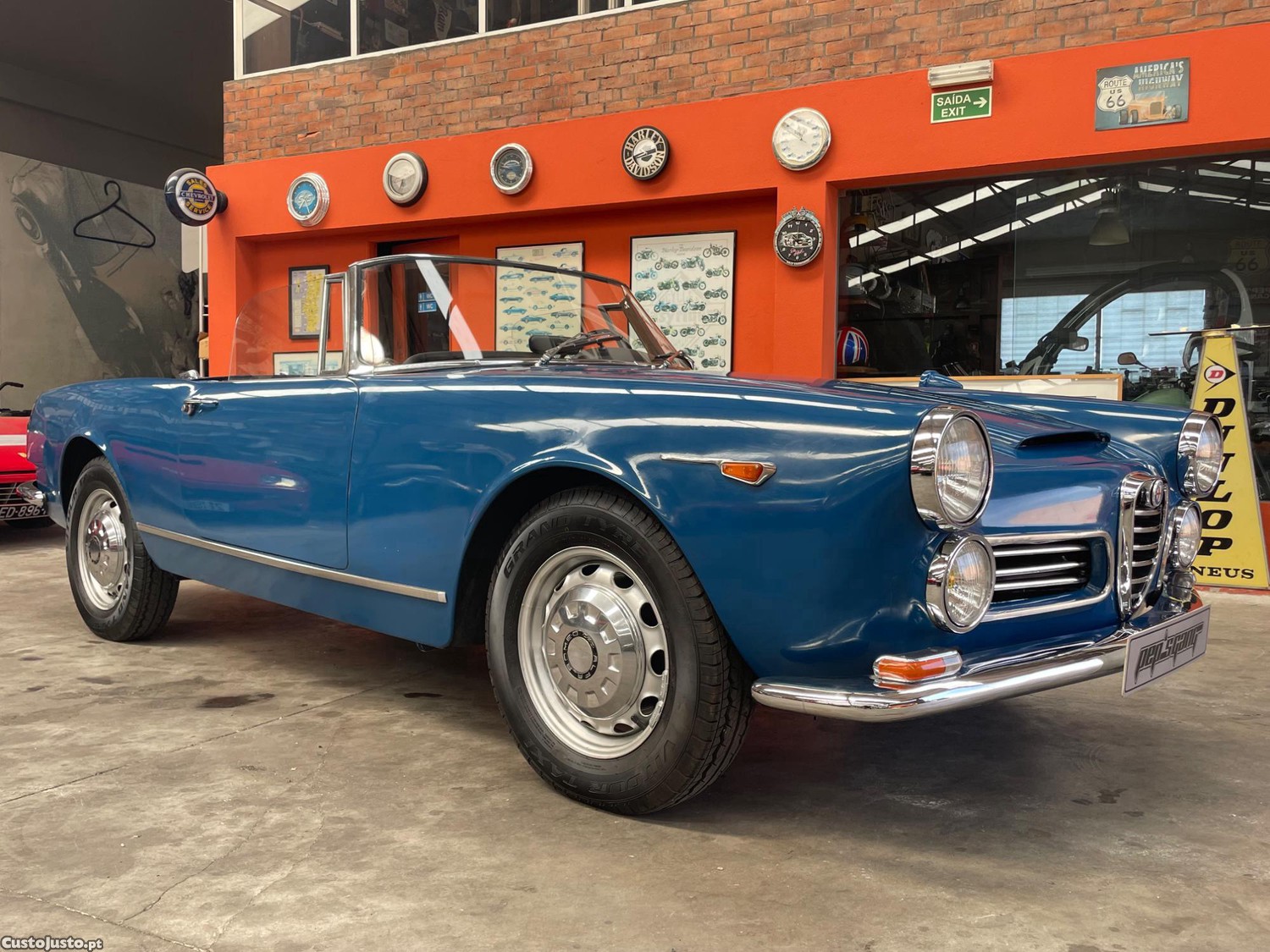 Alfa Romeo Spider 2600 touring — fotografia 8