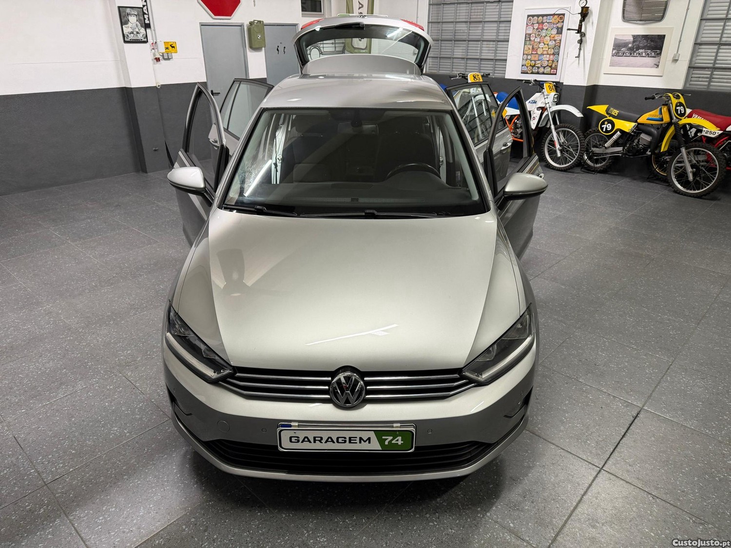 VW Golf 1.6 TDI Confortline BlueMotion - 15 foto 3