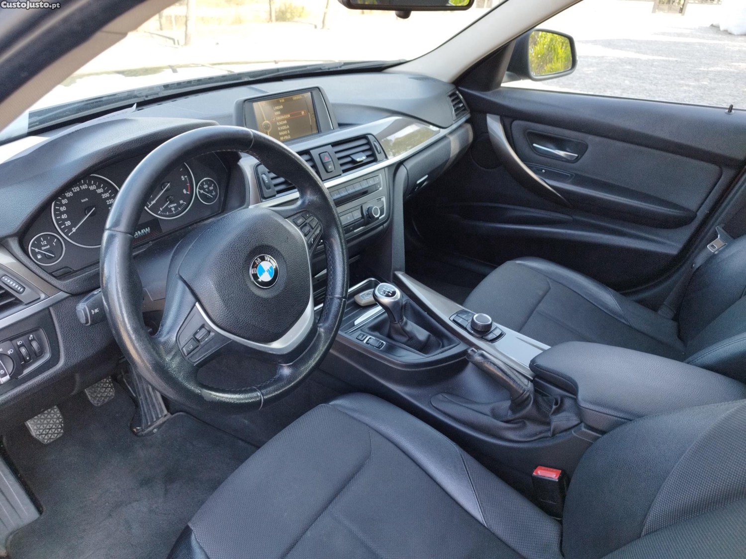 BMW 318 2.0 touring — fotografia 5