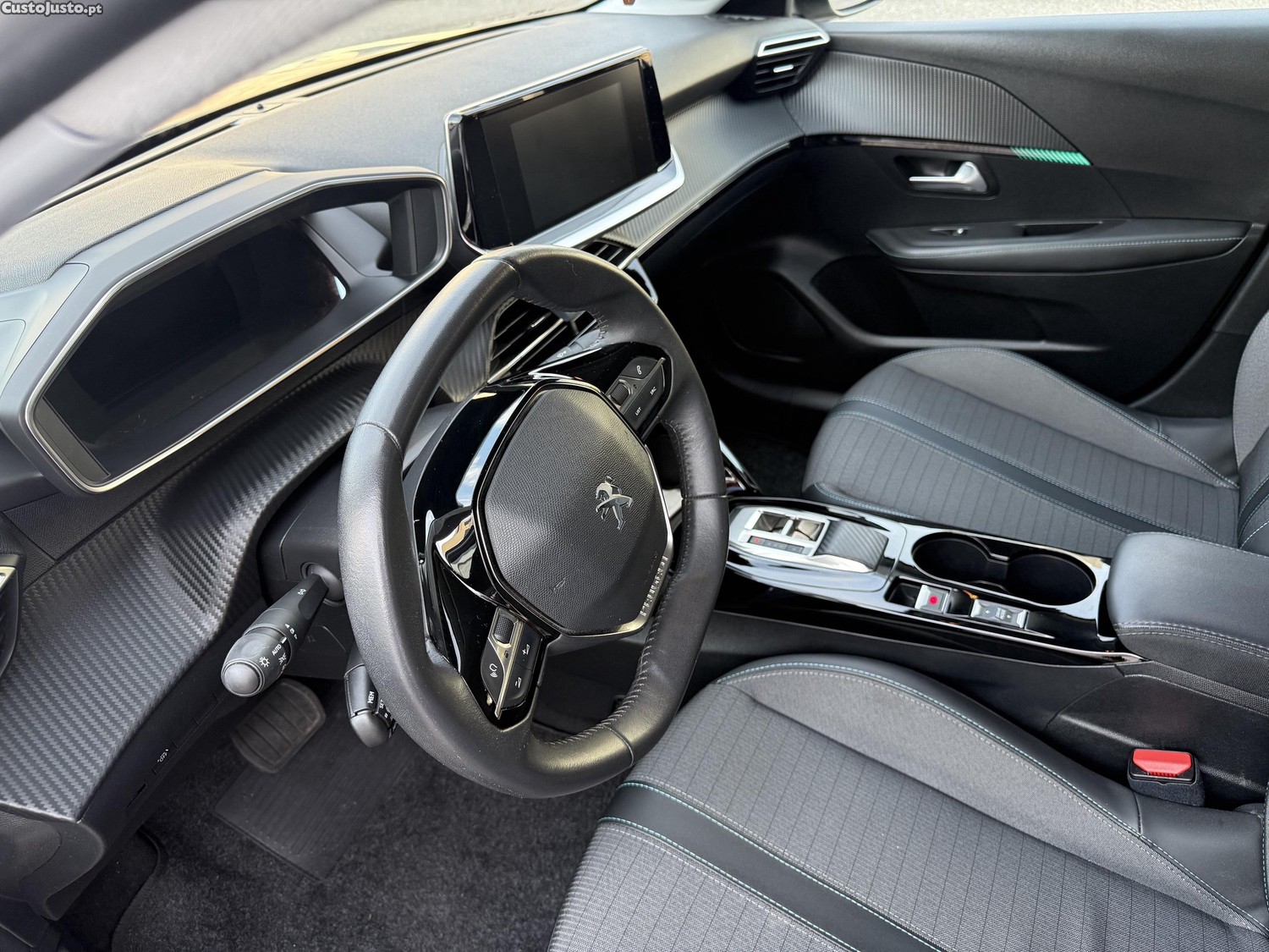 Peugeot e-208 Active pack — fotografia 2