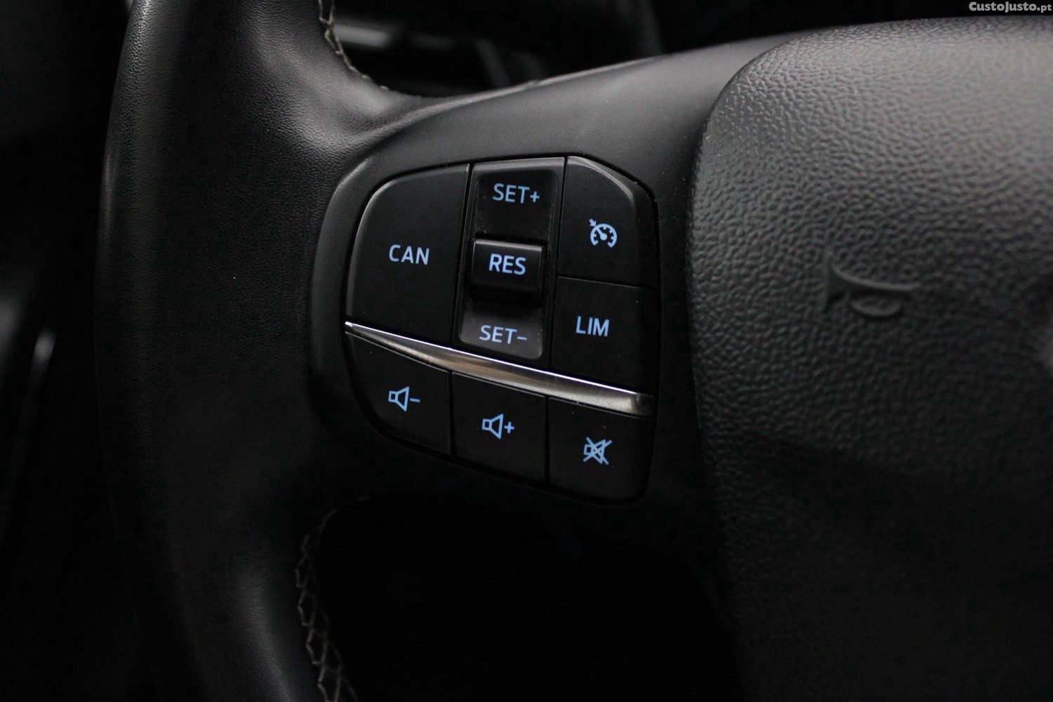 Ford Puma 1.0 ECOBOOST ST-LINE — fotografia 29