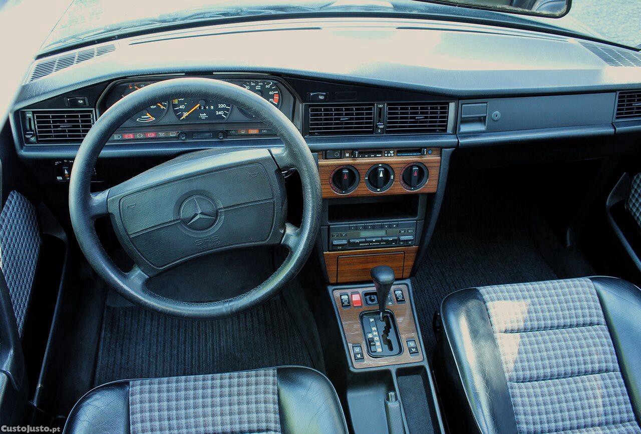 Mercedes-Benz 190 E 2.6 — fotografia 9