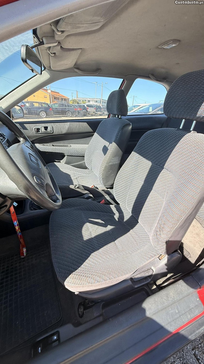 Honda Civic 1.4i de 1996 — fotografia 5