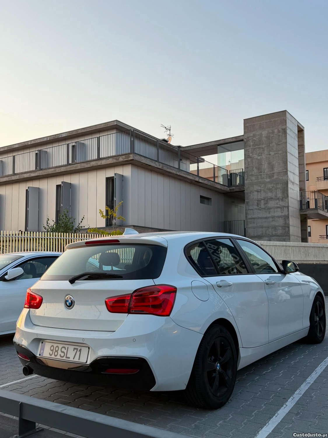 BMW 116 EfficientDynamics Edition Sport Line (F20 LCI) | 2017 | Pack M Exterior | Nacional — fotografia 7