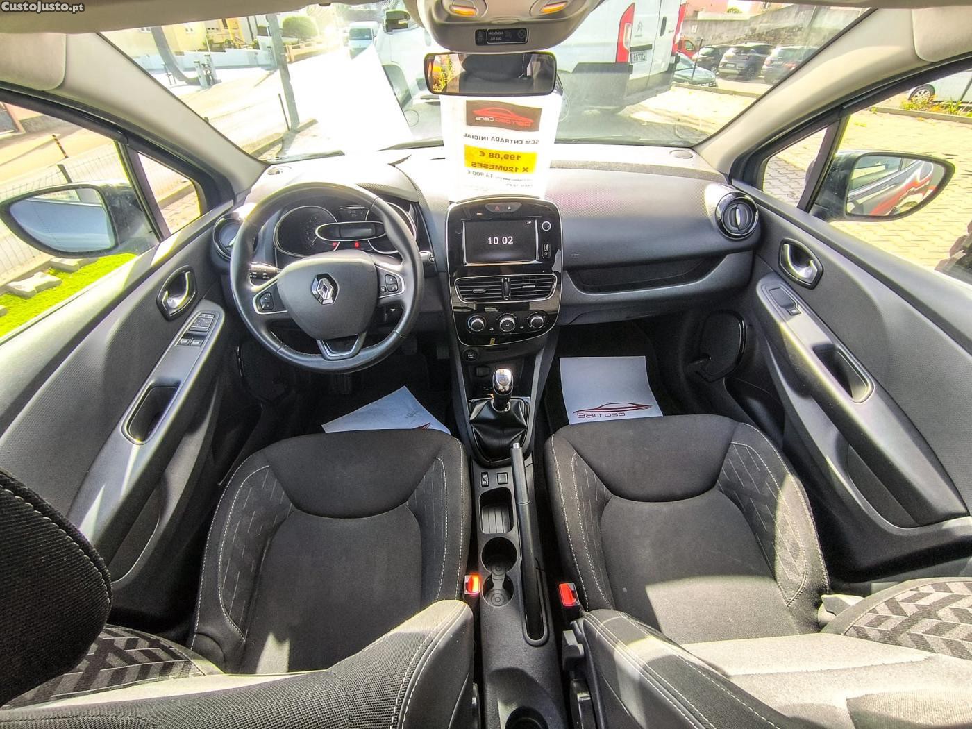 Renault Clio 0.9 TCe Limited — fotografia 3