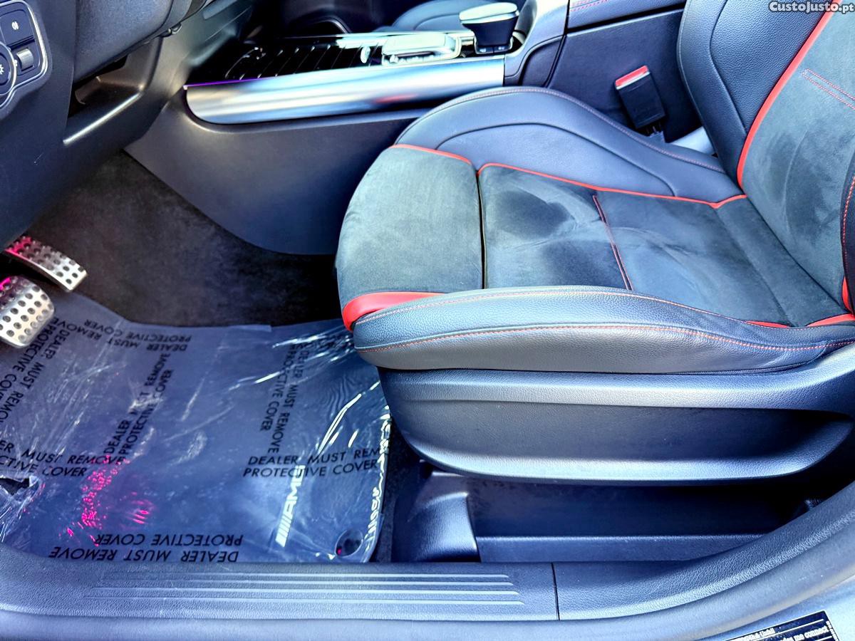 Mercedes-Benz GLA 45 AMG S Turbo 4-Matic — fotografia 39