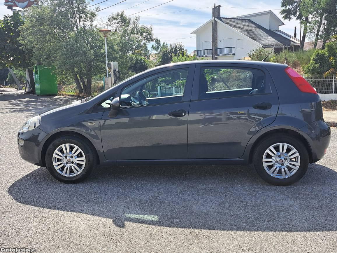 Fiat Punto 1.2 Easy 69 cv Só 69772 kms — fotografia 11