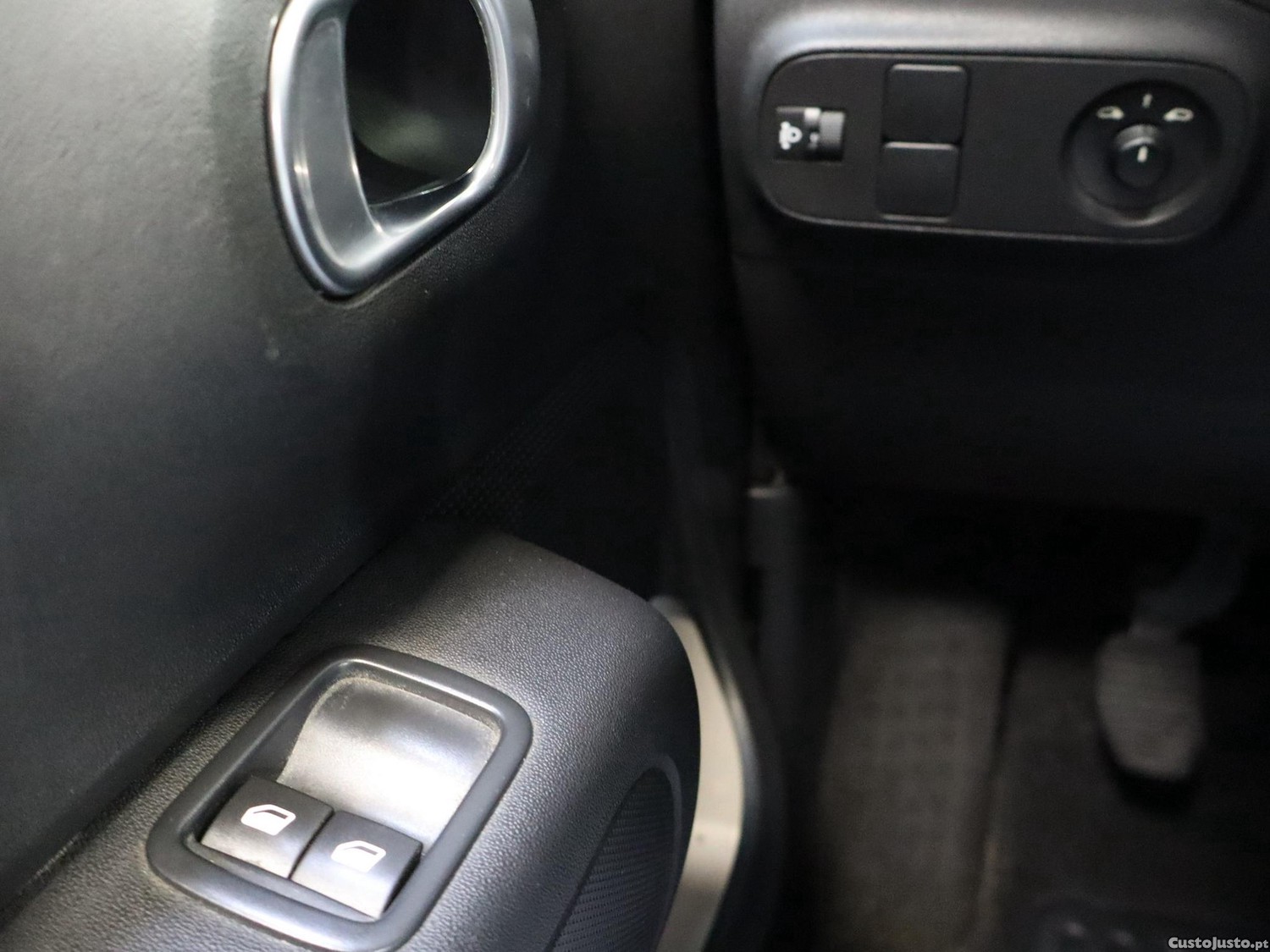 Citroën C3 1.5 BlueHDi Feel Pack — fotografia 6