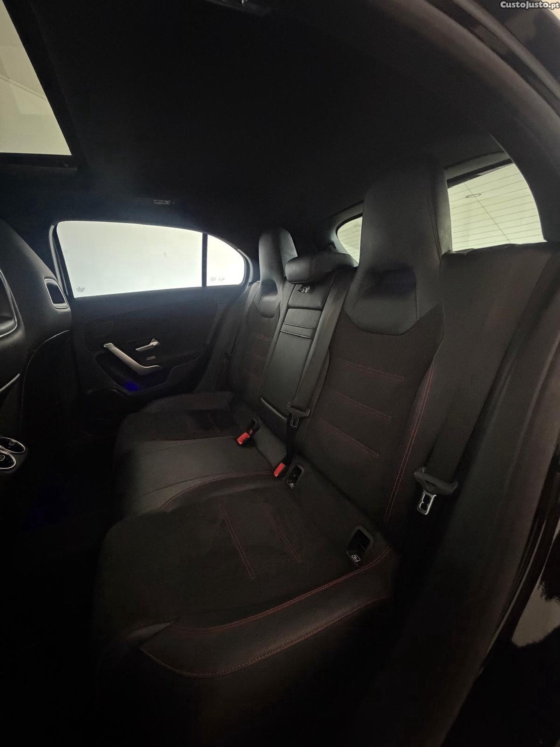 Mercedes-Benz A 180 d AMG Line Aut. — fotografia 7