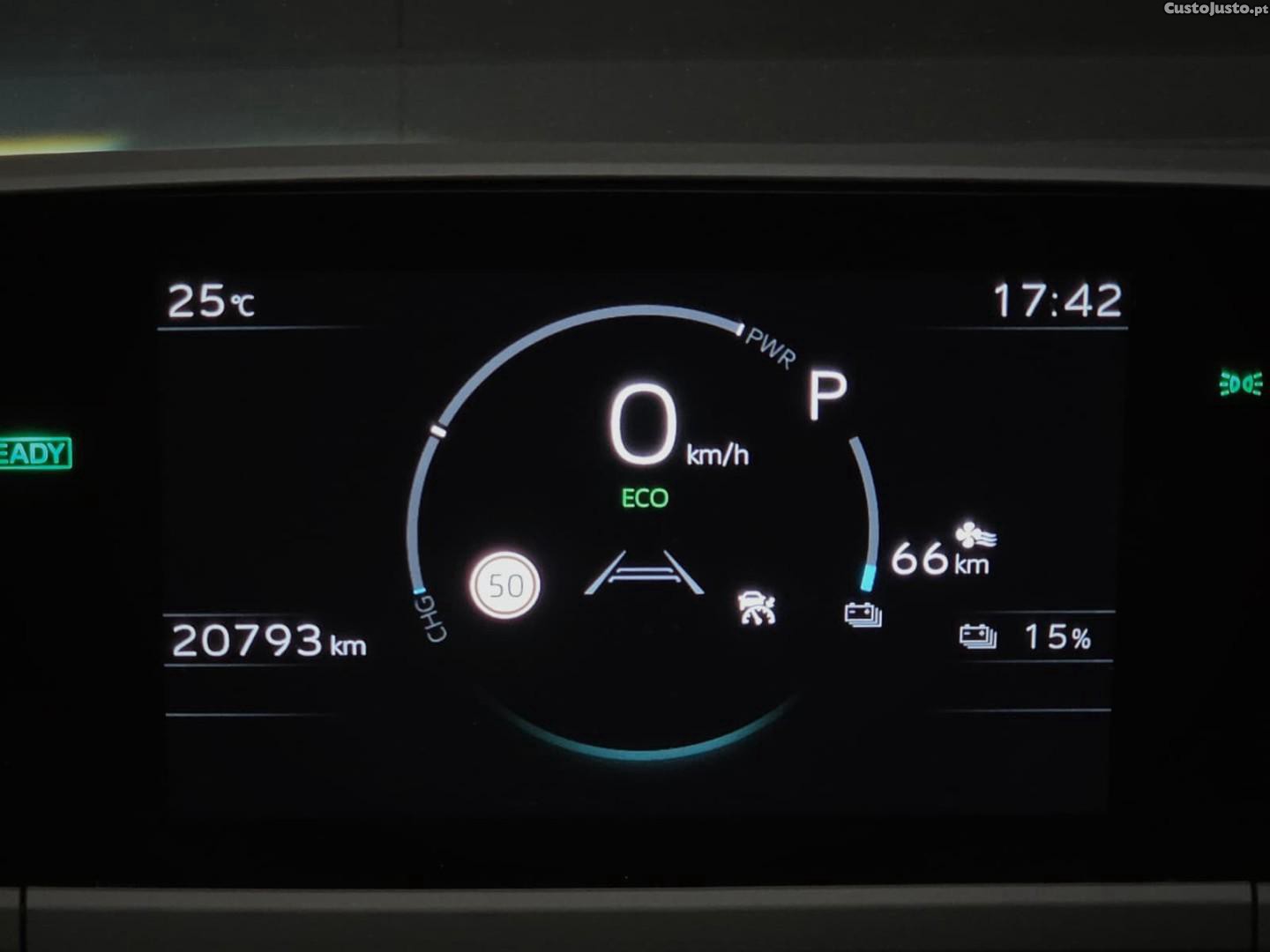 Toyota bZ4X 71,4 kWh Exclusive — fotografia 10