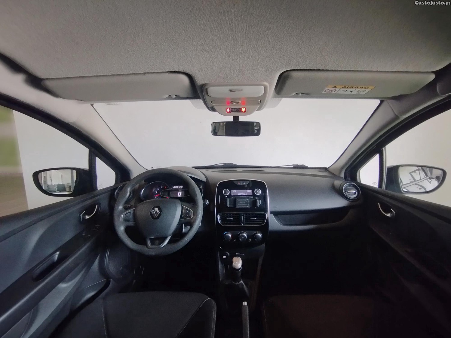 Renault Clio 1.5 Dci Sport Tourer — fotografia 4