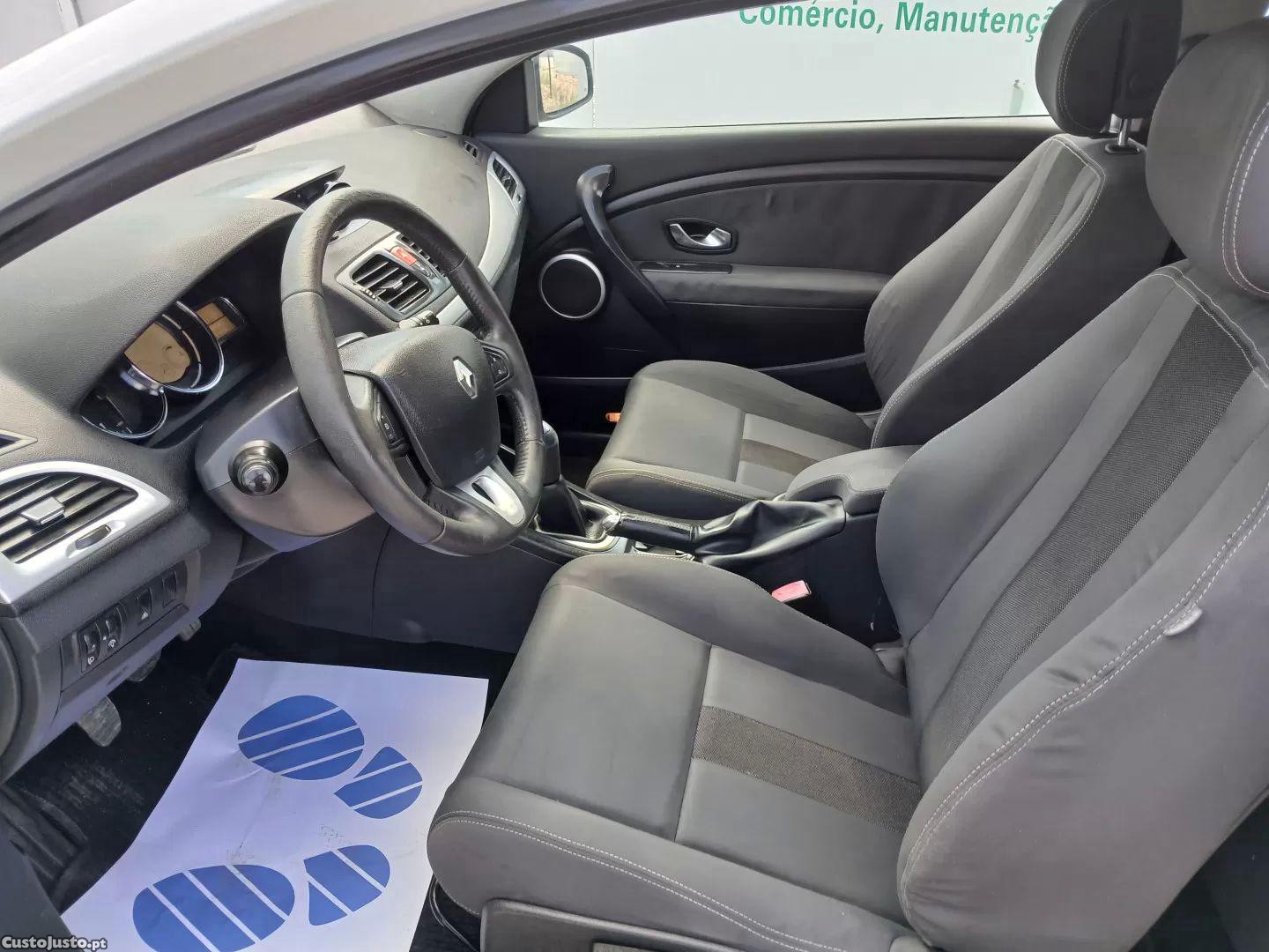 Renault Mégane 1.5 dci dynamique — fotografia 11