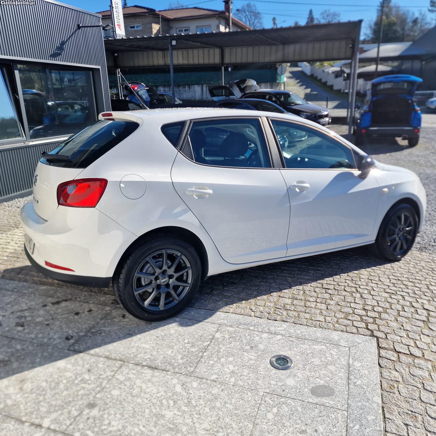 SEAT Ibiza 1.2 12V Style — fotografia 24