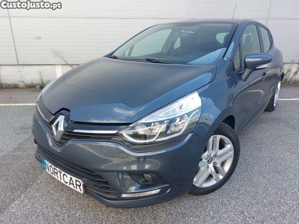 Renault Clio 1.5 dci — fotografia 11