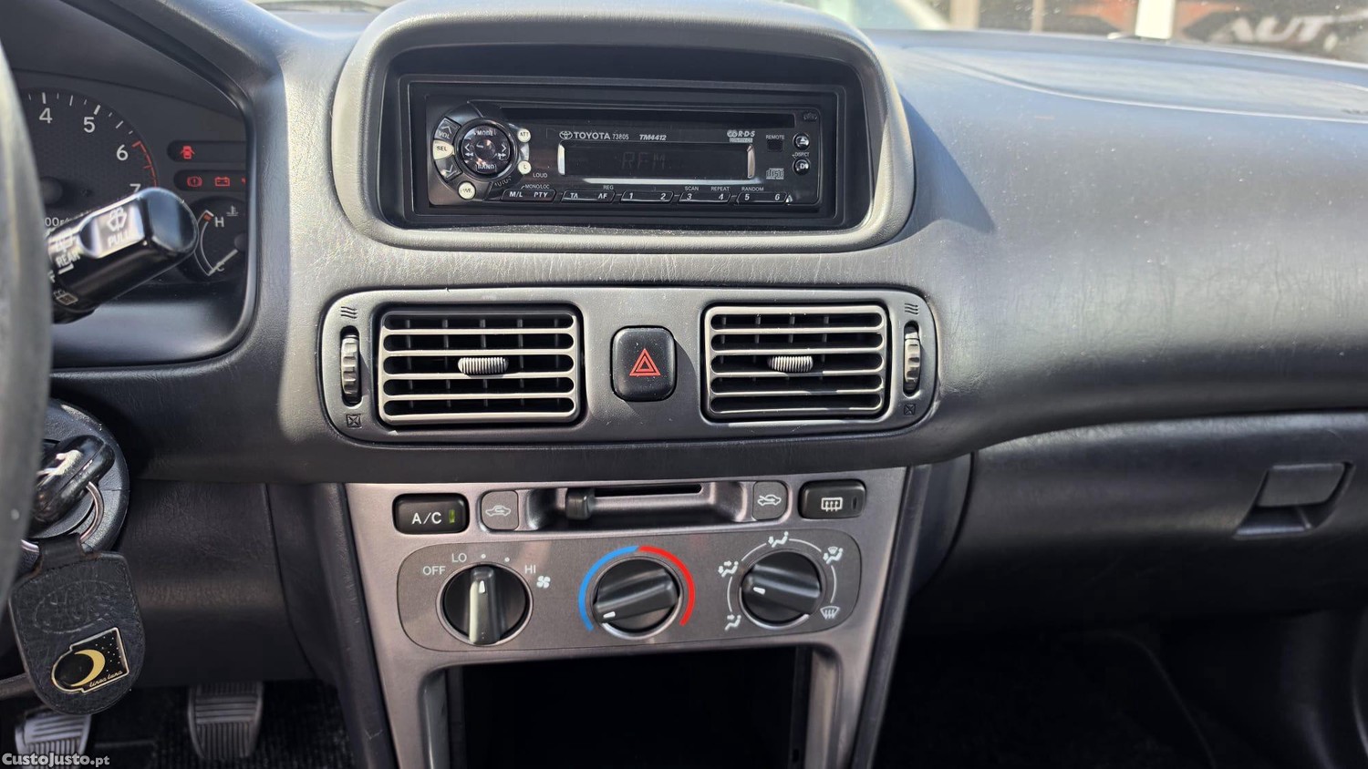 Toyota Corolla 1.4 VVT-i Luna — fotografia 5