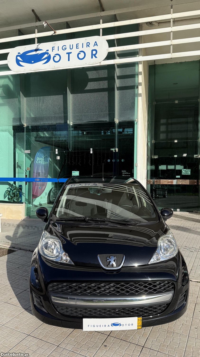 Peugeot 107 Black & Silver — photo 5