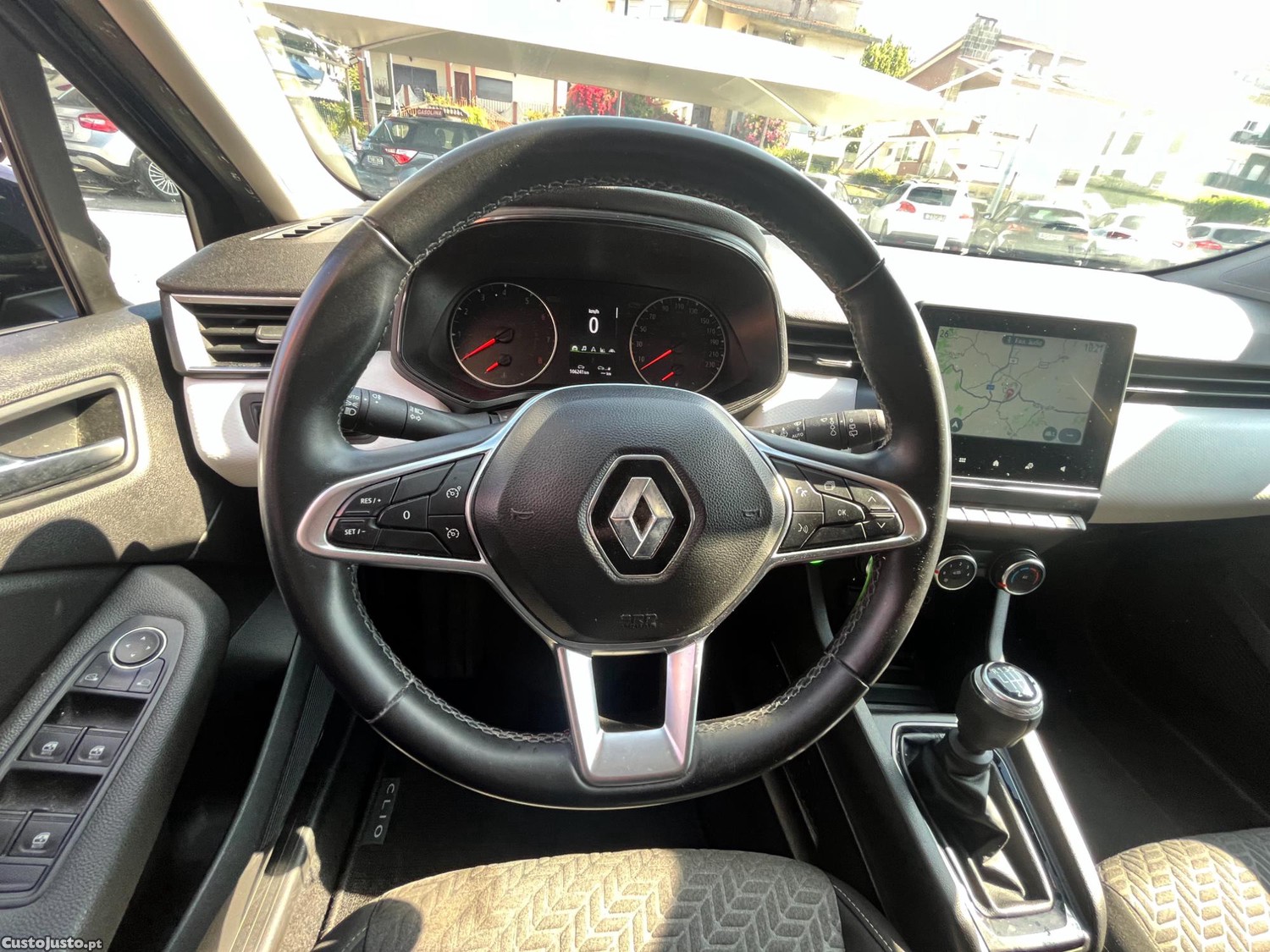 Renault Clio 1.0 TCe Evolution — fotografia 8