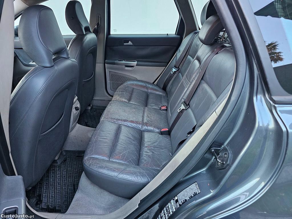 Volvo V50 2.0D 136cv 07/2004 — fotografia 7