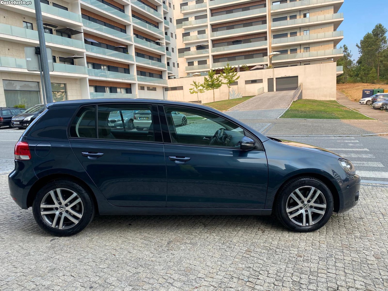 Volkswagen Golf 1.4 TSI Highline Cxa. automática DSG — fotografia 4