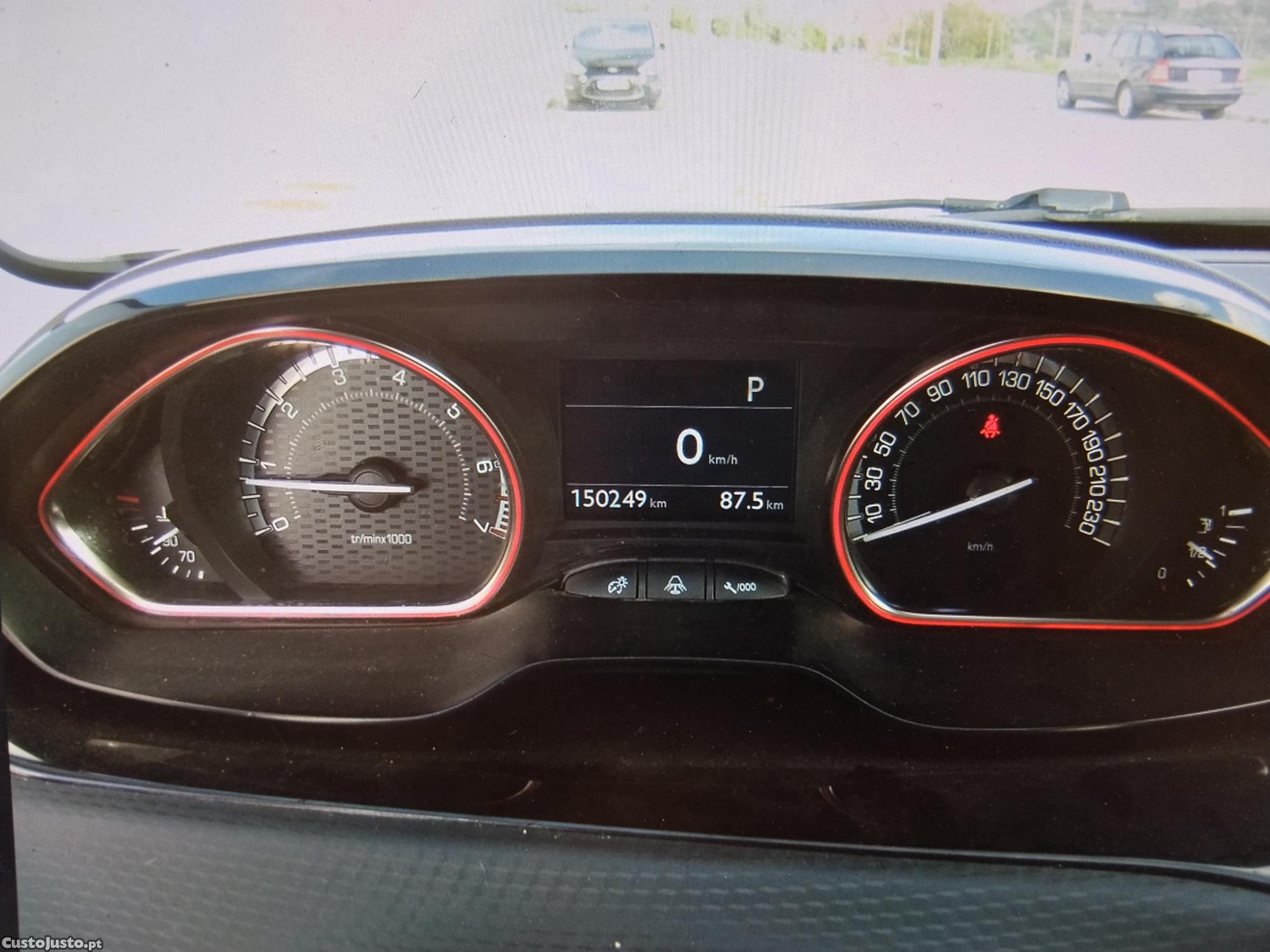 Peugeot 2008 Gasolina — fotografia 3